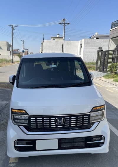 Honda N Wgn Custom Pearl White