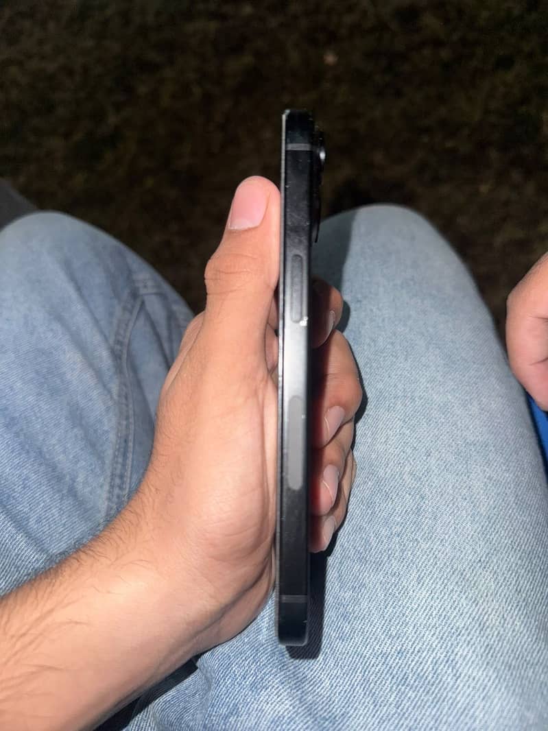 Apple iPhone 15 2