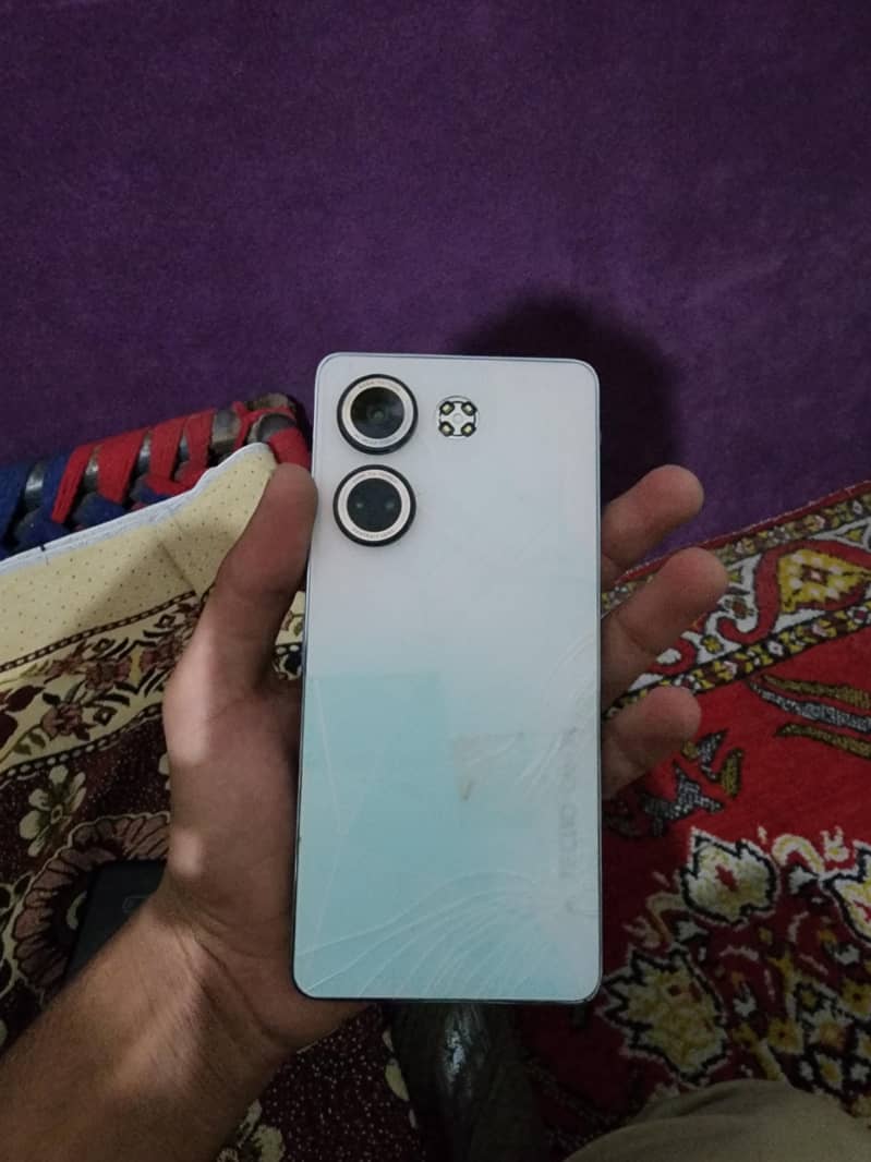 Tecno CAMON 20 0
