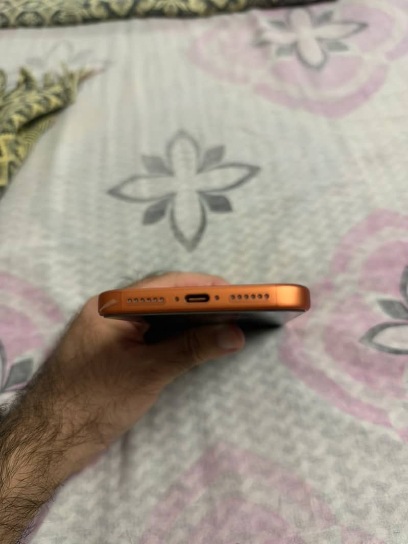 Apple iPhone 17 Pro Max 2