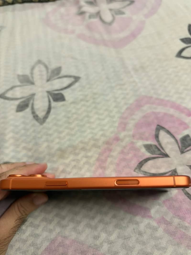 Apple iPhone 17 Pro Max 3