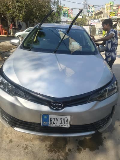 Toyota Corolla Altis 2019 Almost Genuin 1 or 2 pice just showerd