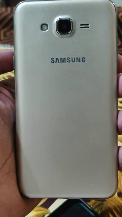 Samsung Mobile J7