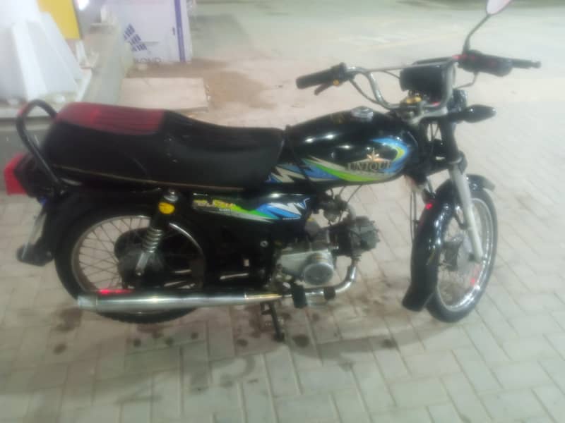 UNIQUE 70 8