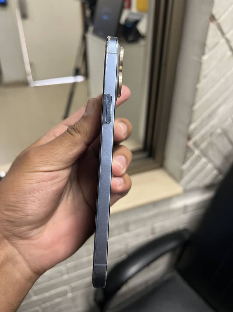 Apple iPhone 13 Pro Max 5