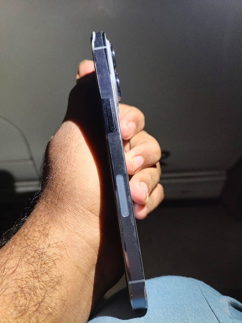 Apple iPhone 13 Pro 0