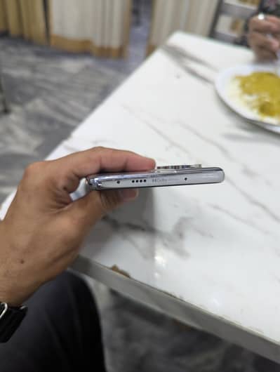 Tecno CAMON 40 Pro