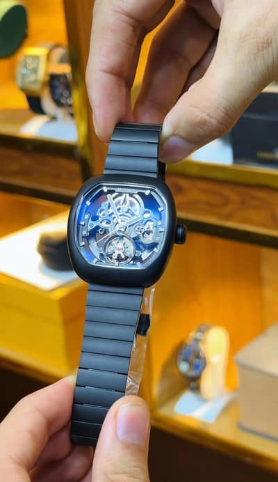 Trending Minbar skeleten watch