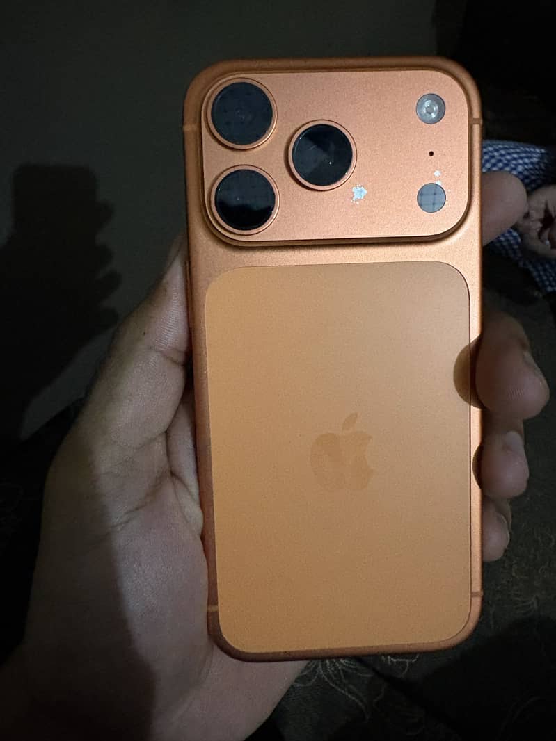 Apple iPhone 17 Pro 2