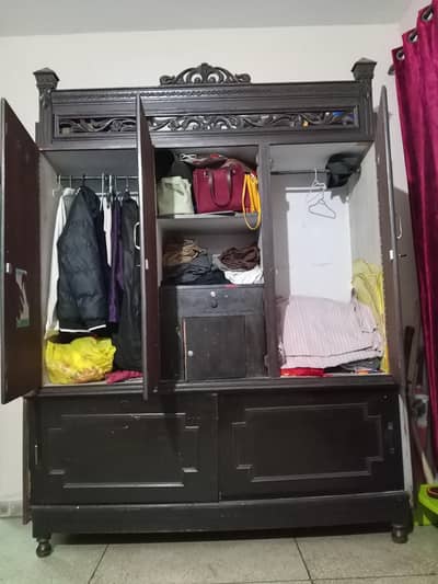 wardrobe
