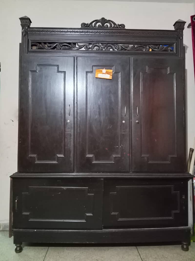 wardrobe 1