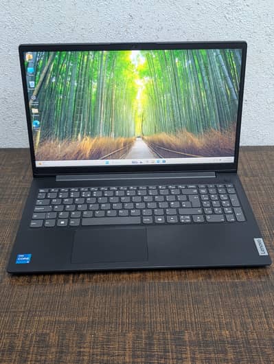 Lenovo V15 G5 Core i5 13th Gen H Processor 16gb DDR5 / 512NVMe