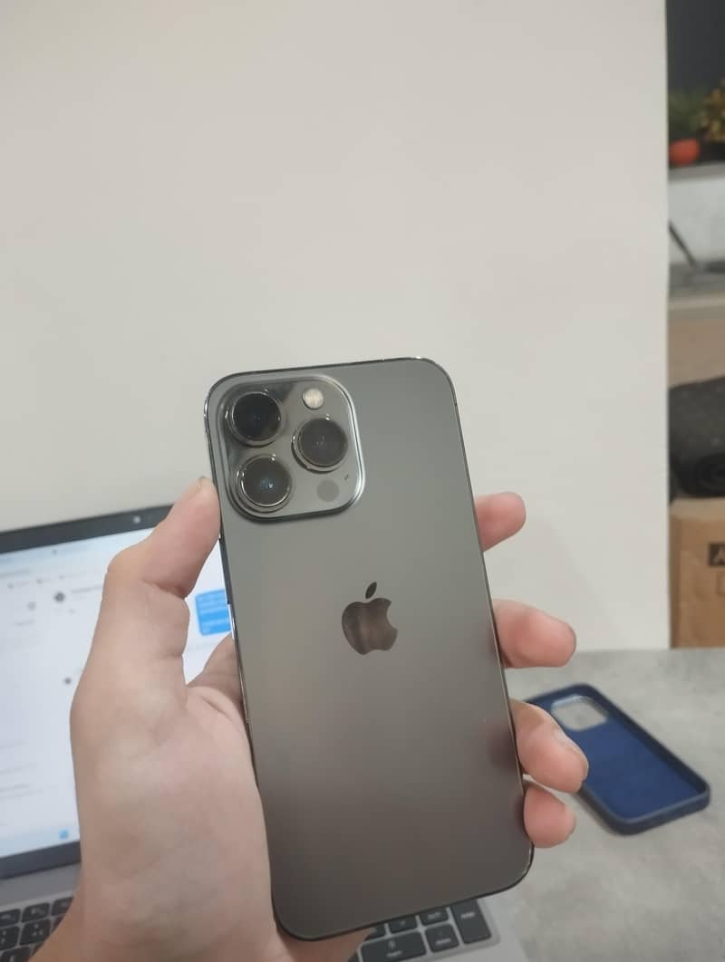 iphone Apple 13 Pro 0