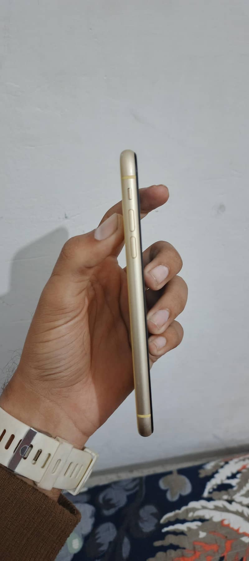 Apple iPhone XR sim working 1
