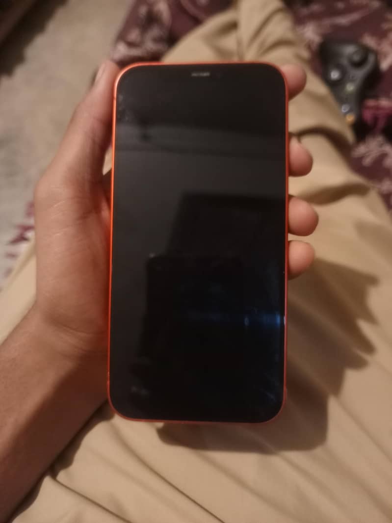 Apple iPhone 12 1