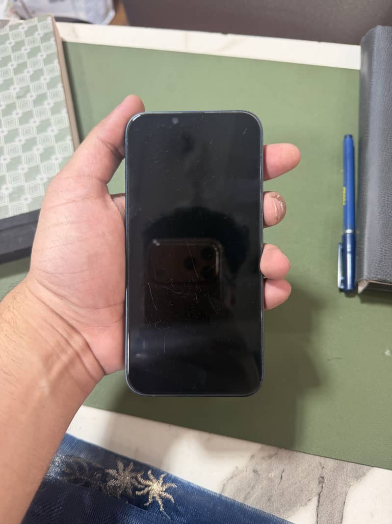 Apple iPhone 13 mini 7