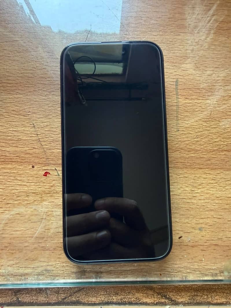 Apple iPhone 15 Pro 1