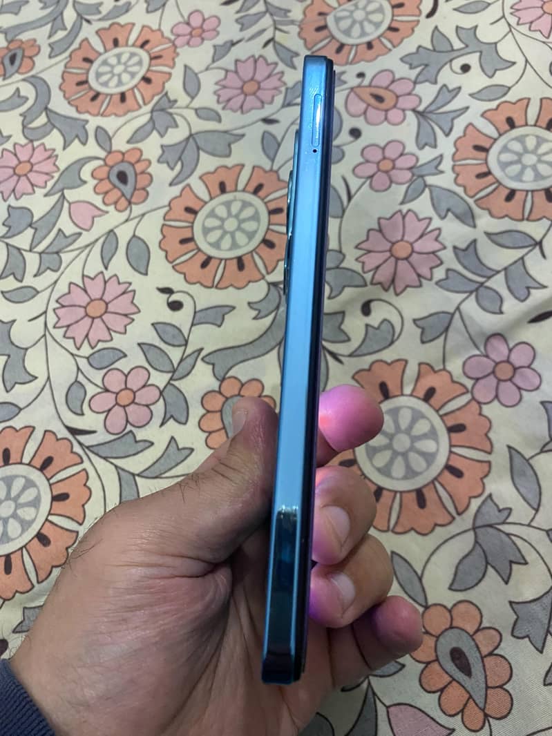 Tecno Spark 20 2