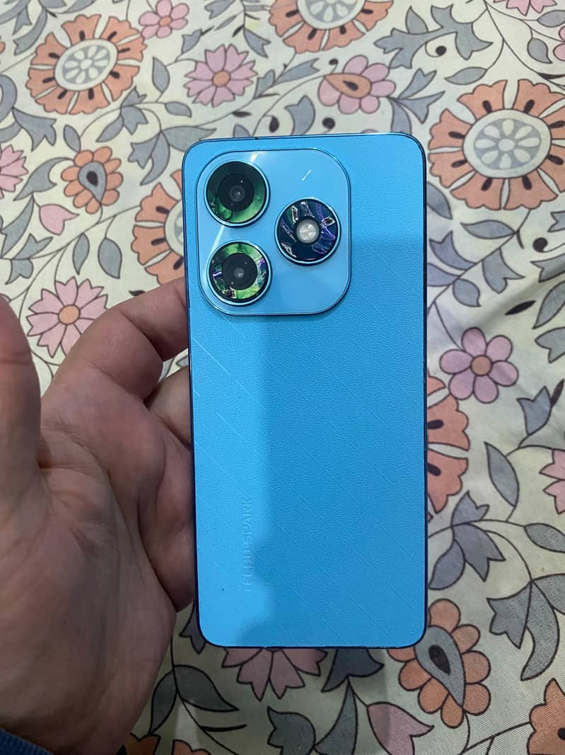 Tecno Spark 20 6