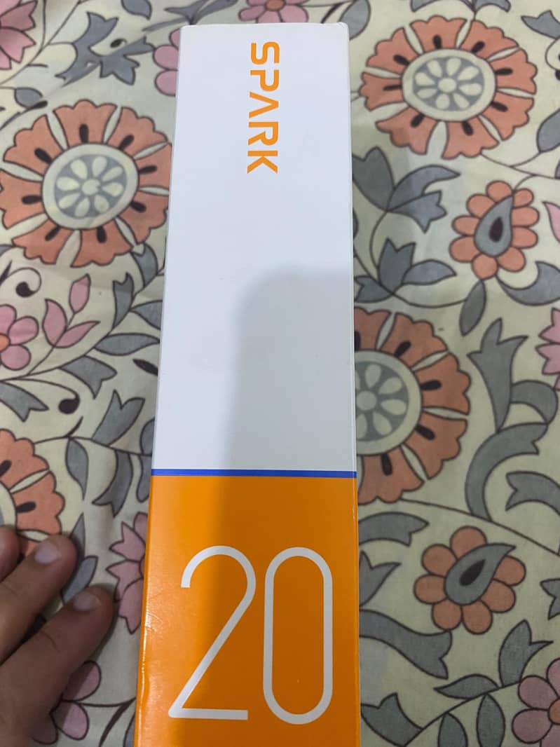 Tecno Spark 20 9