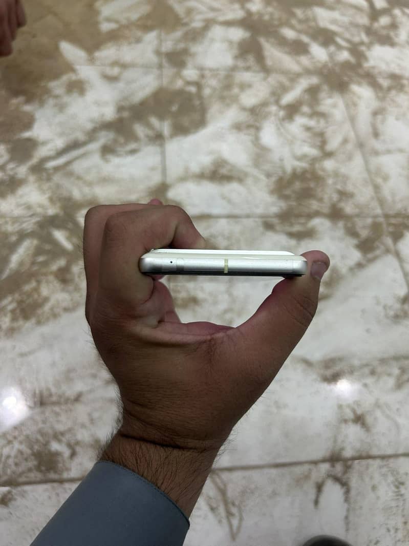 Google Pixel 7 5