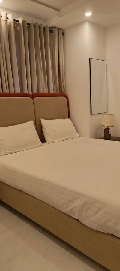 Furnished brand new 1 BH apartment for rent in Gulberg