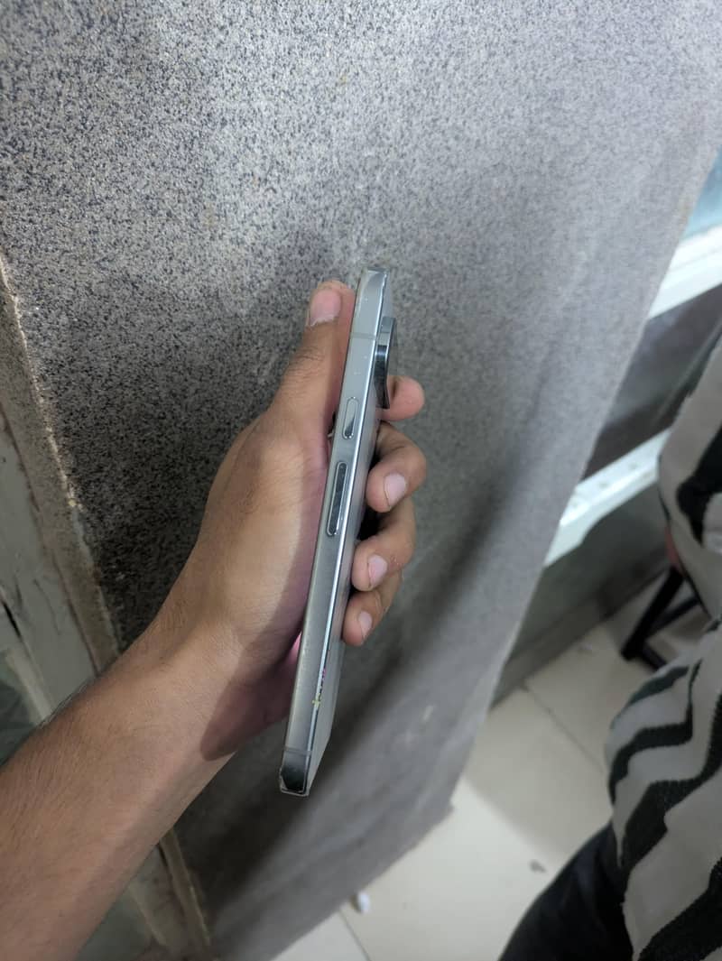 Google Pixel 9 Pro XL 4