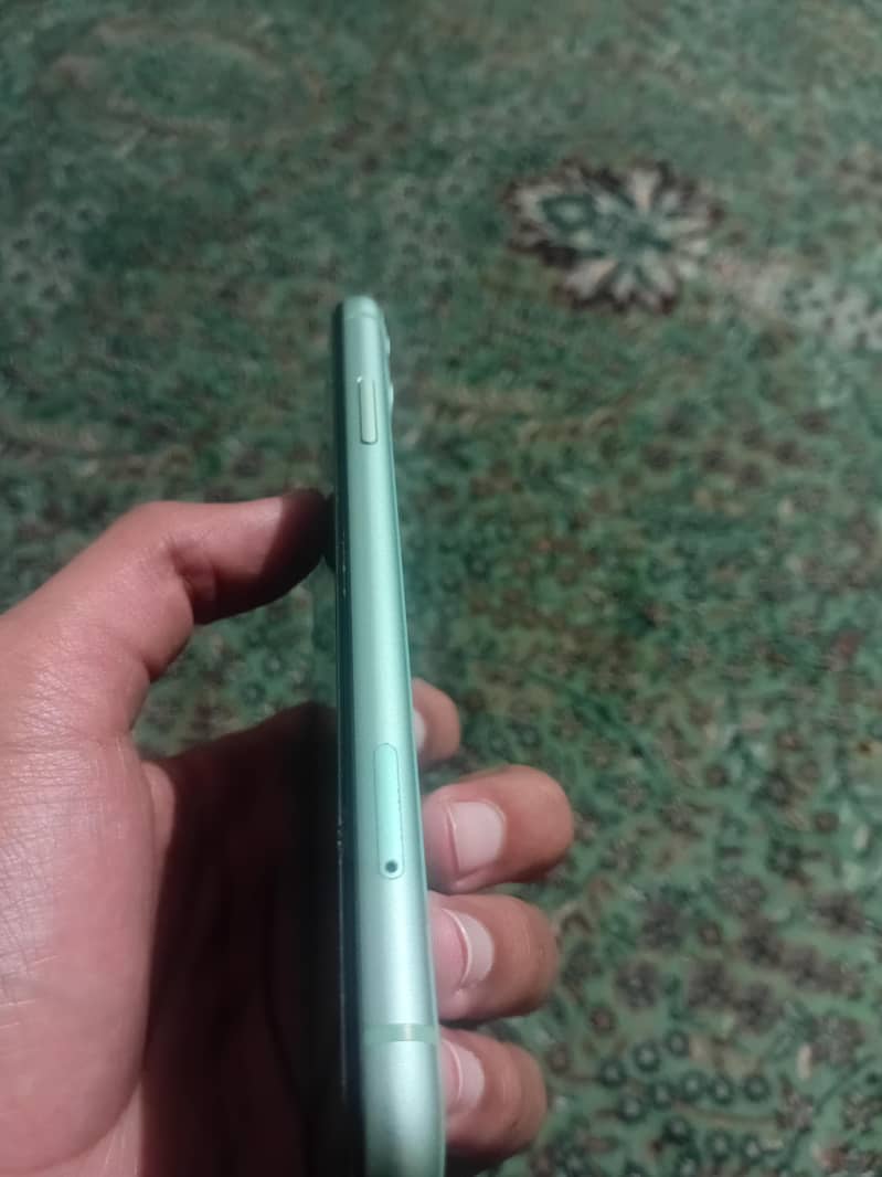 Apple iPhone 11 1