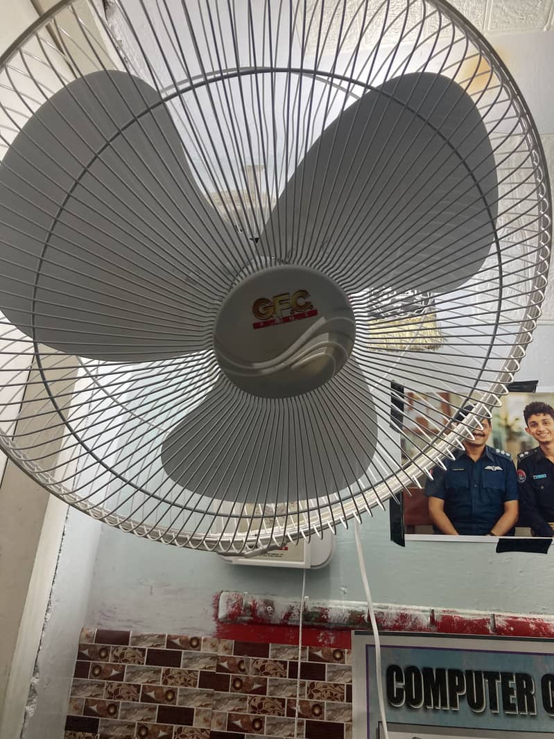 Gfc fan bracket 18inch 1