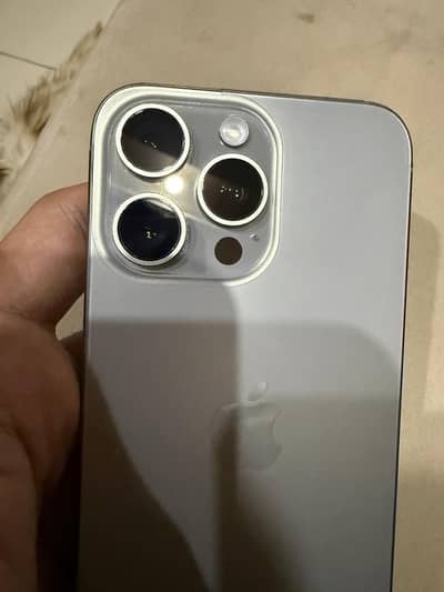 Apple iPhone 15 Pro Max
