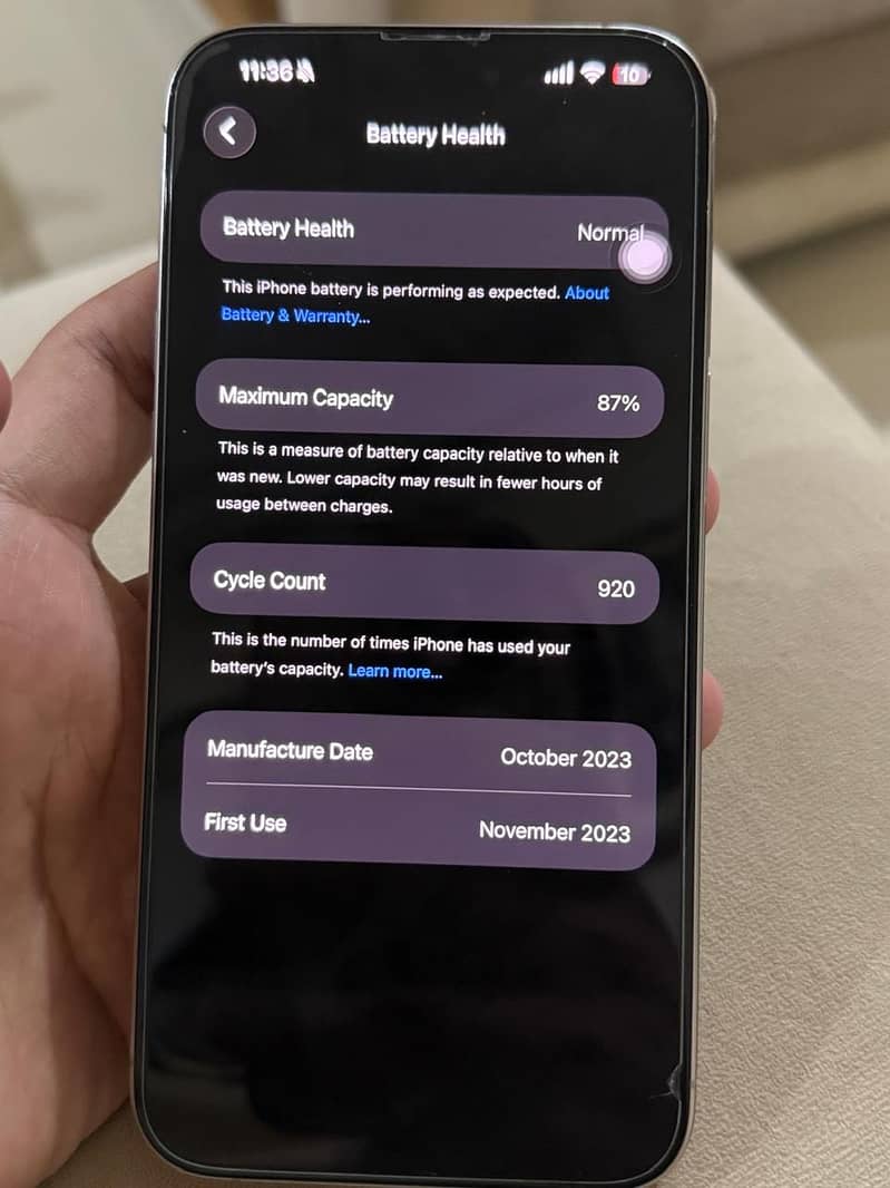 Apple iPhone 15 Pro Max 4