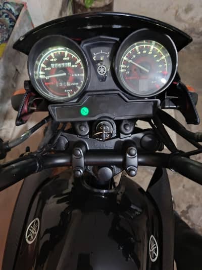 YAMAHA YBR