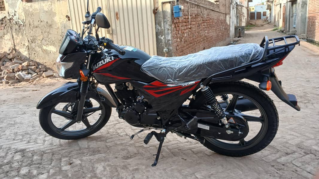 suzuki gr 150 8