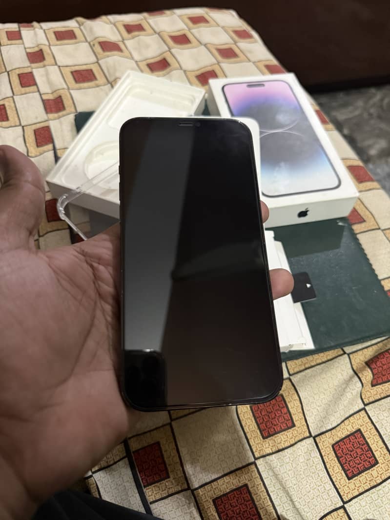 Apple iPhone 12 Pro Max 15