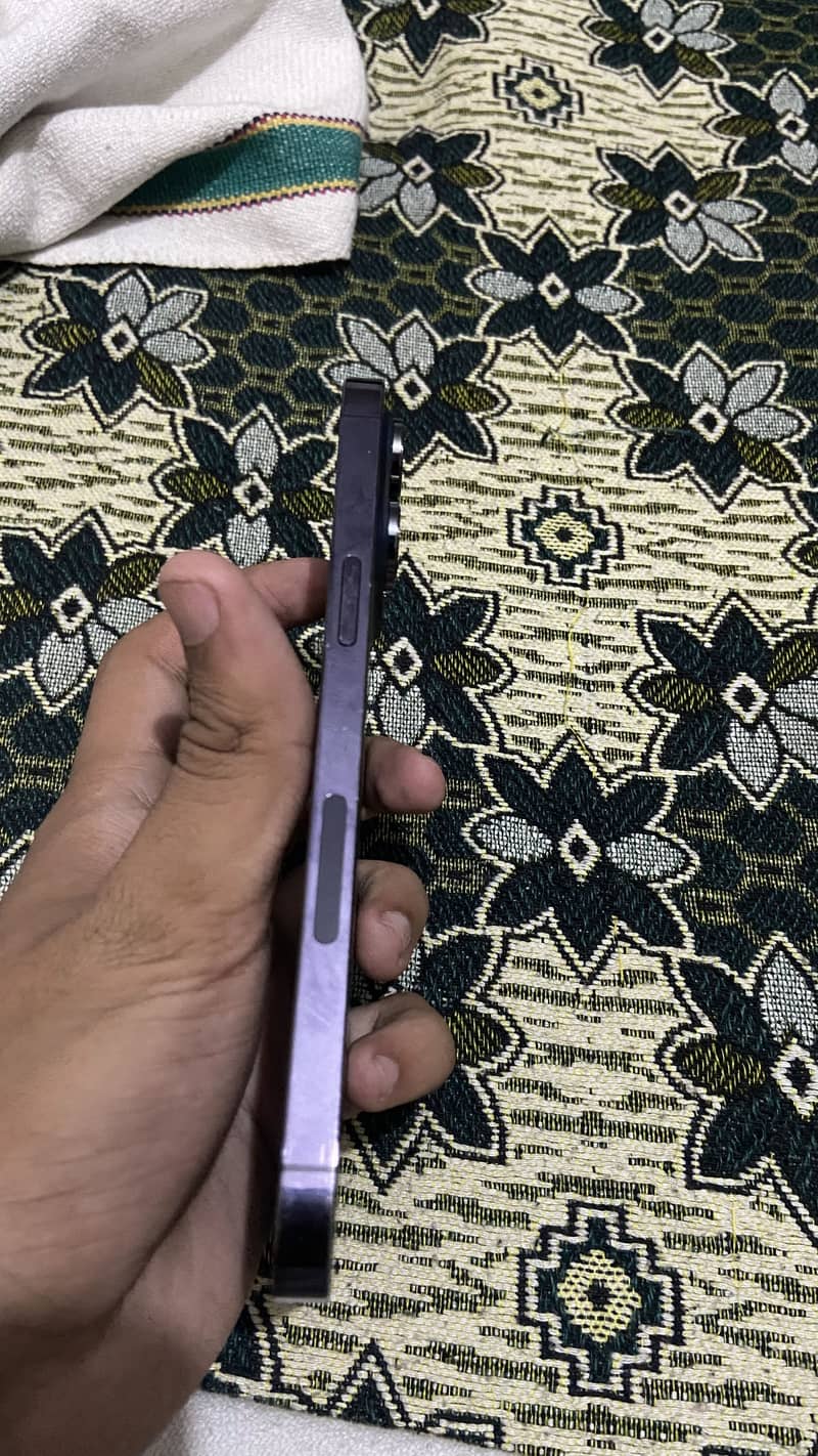 iPhone 14 Pro Max 3