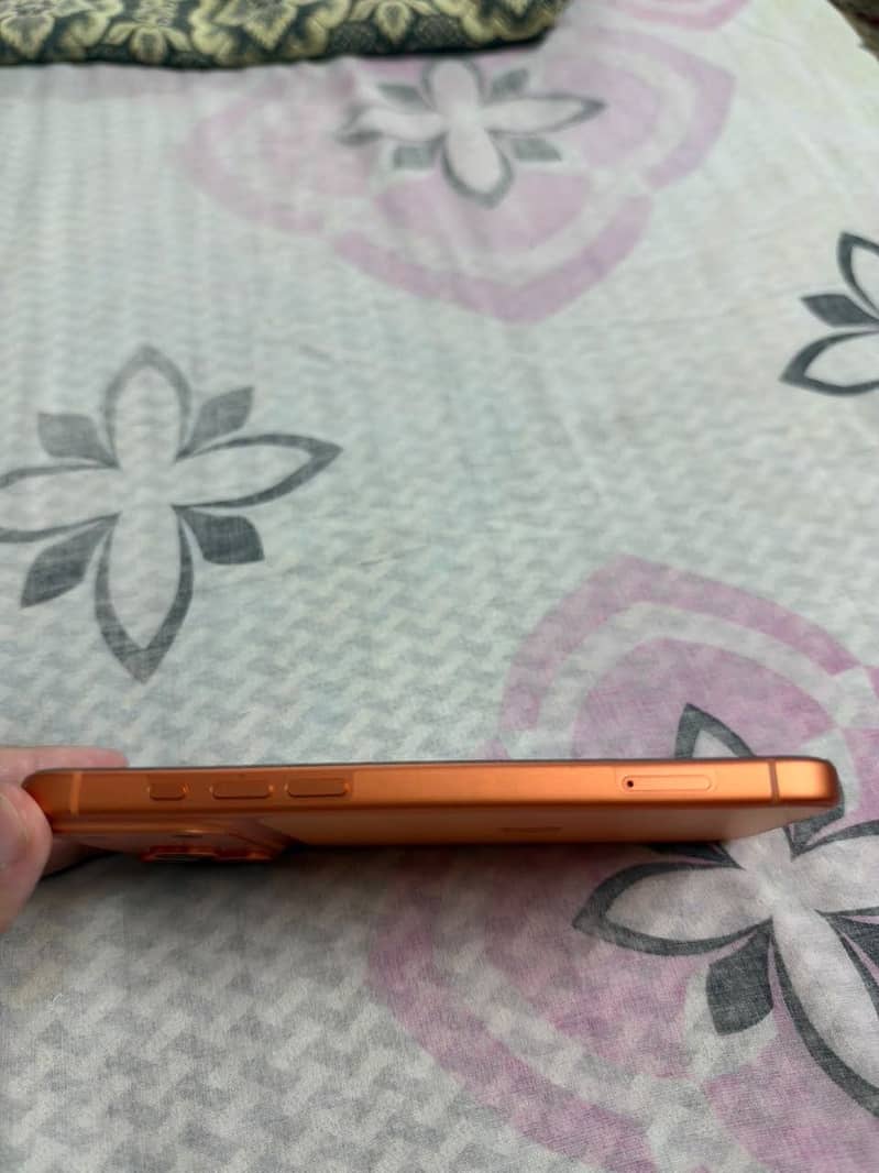 Apple iPhone 17 Pro Max 2