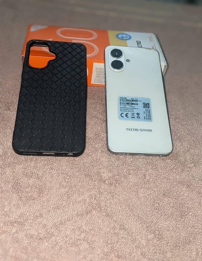 Tecno Spark Go2 0