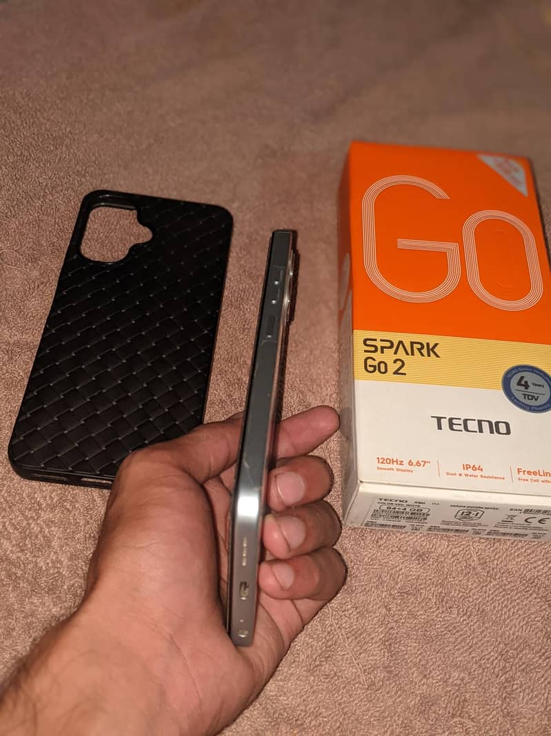 Tecno Spark Go2 3