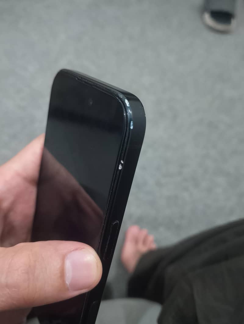Apple iPhone 16 jv 7