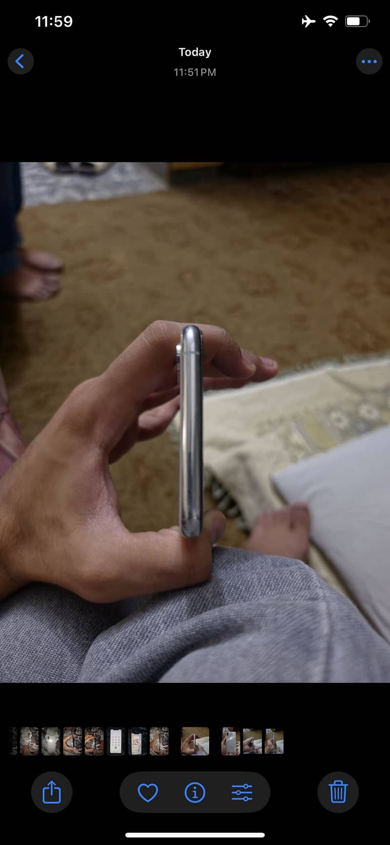 Apple iPhone XS Max 5