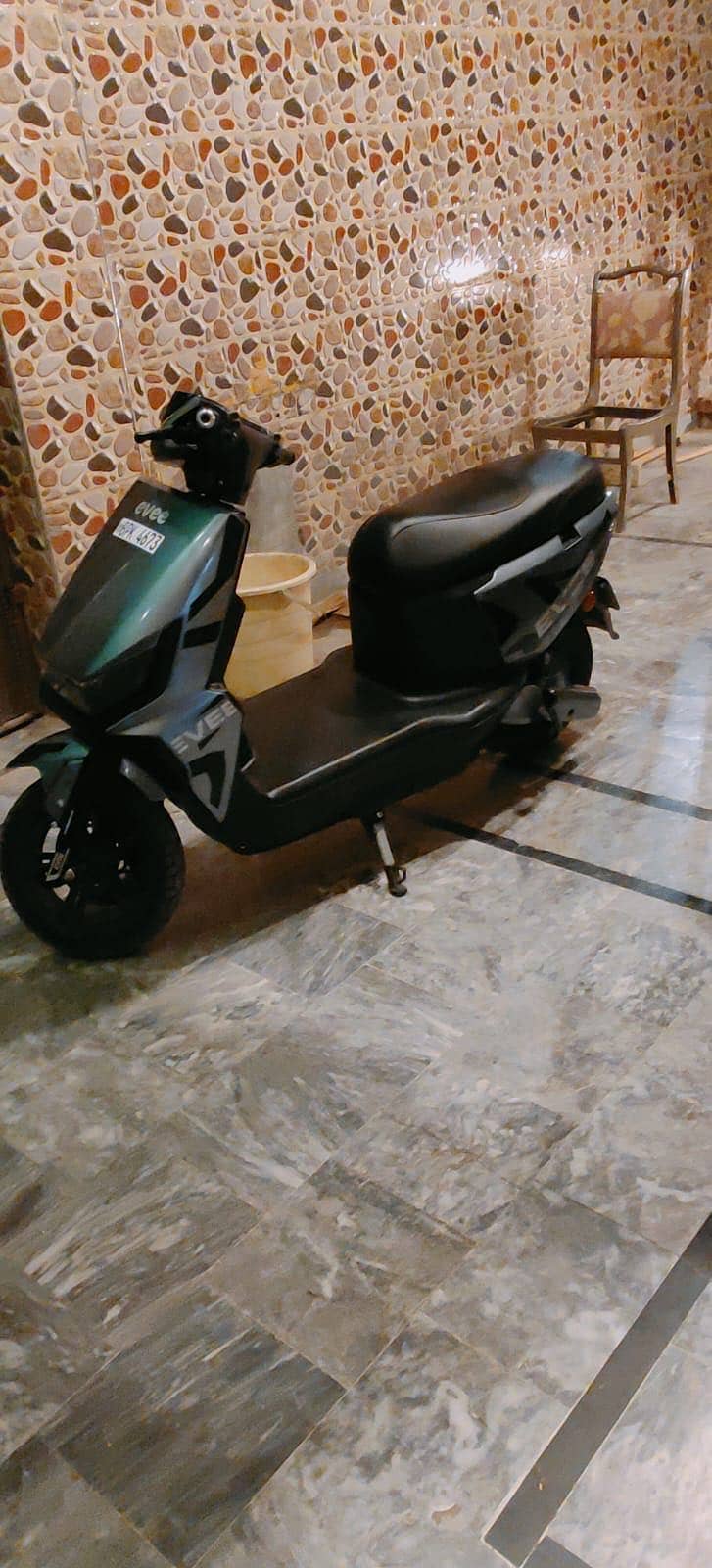 Evee Scooty 1