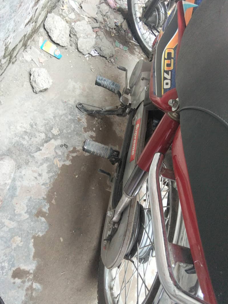 Honda CD 70 5