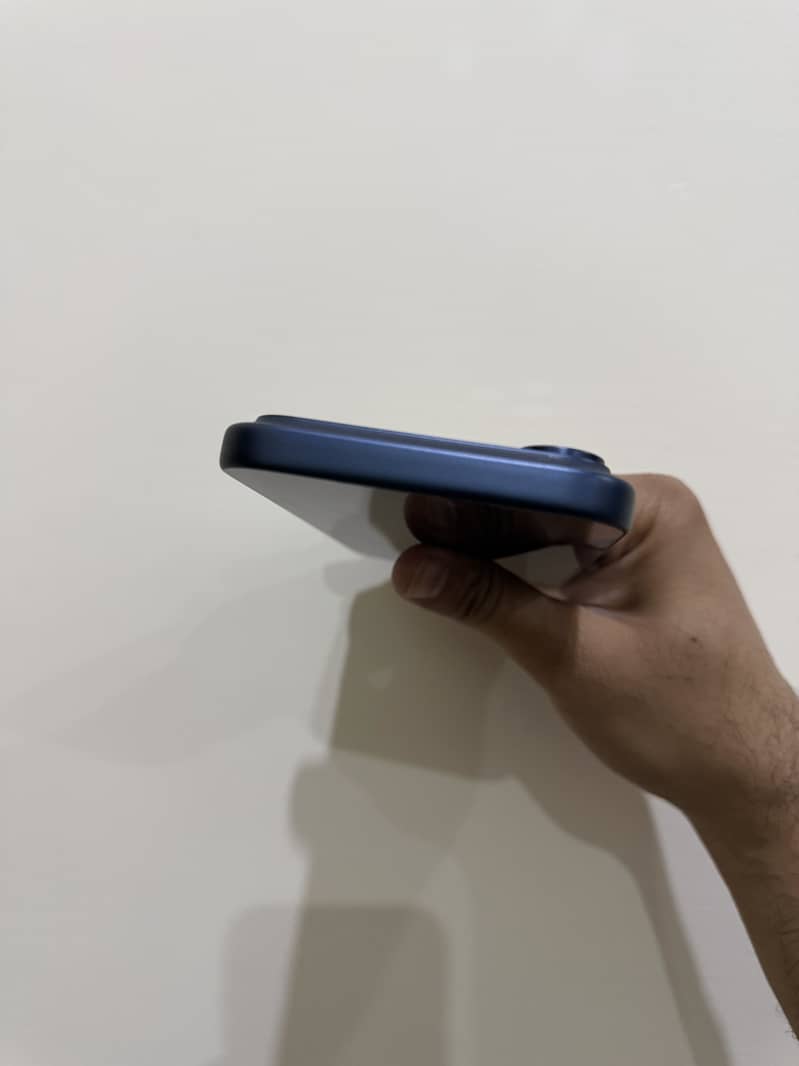 Apple iPhone 17 Pro Max 5