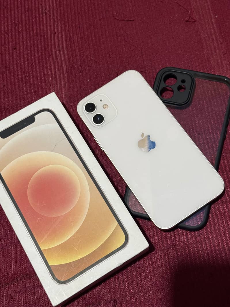 Apple iPhone 12 2
