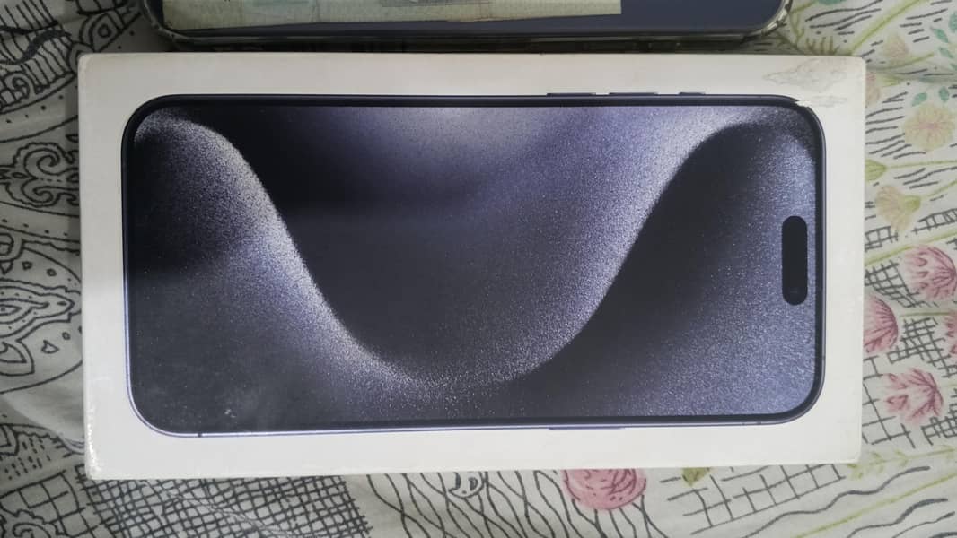 Apple iPhone 15 Pro Max 9