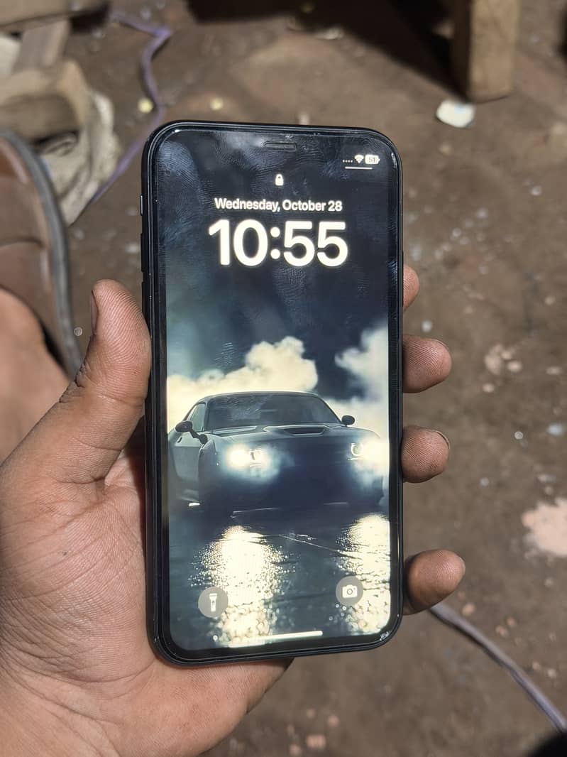 Apple iPhone XR 1