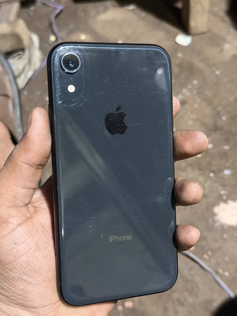 Apple iPhone XR 3