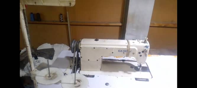Sewing machine for sell 8 machine that includes gemsy, juki,brother