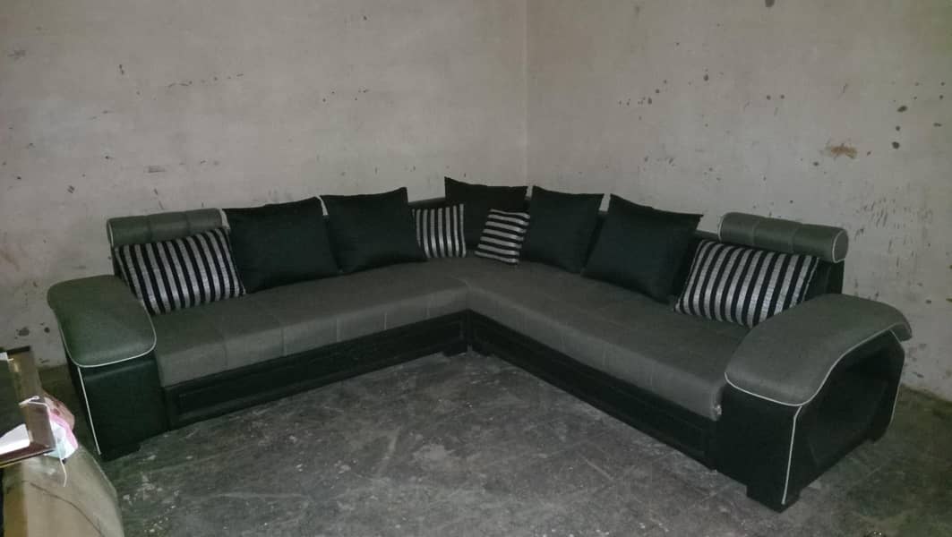 7 Seater L-shape Sofa 0