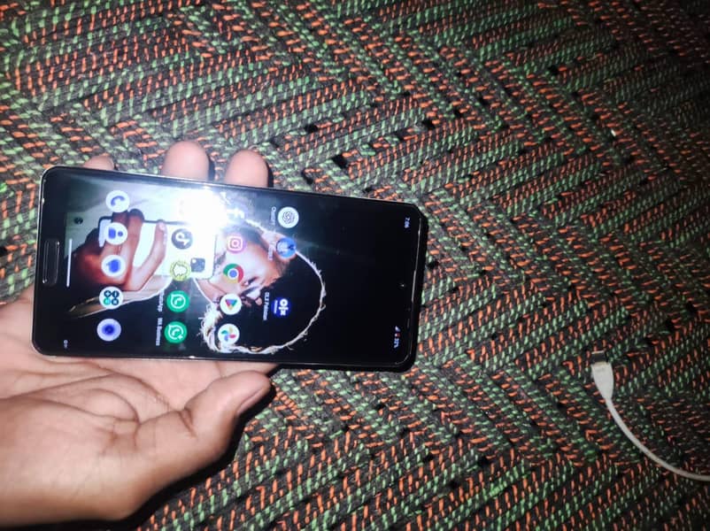 Sharp Aquos Sense 3